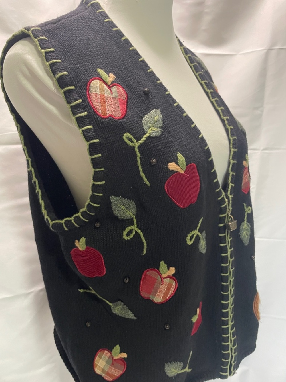 Bear & Apple Appliqué Knit Vest - Black with Red Accents - Picture 3 of 10